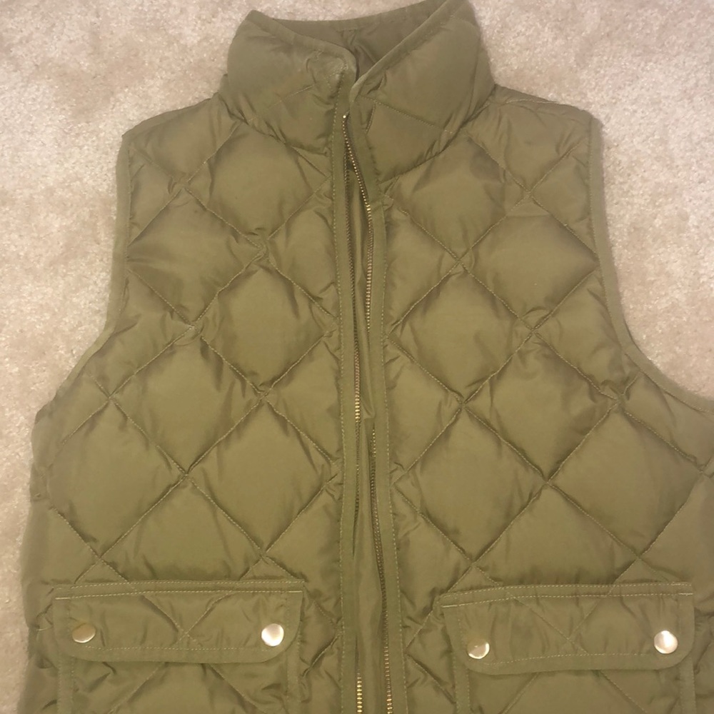Green *like new* Jcrew vest
